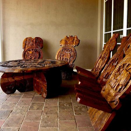 Cavallo Guesthouse Windhoek Exterior photo