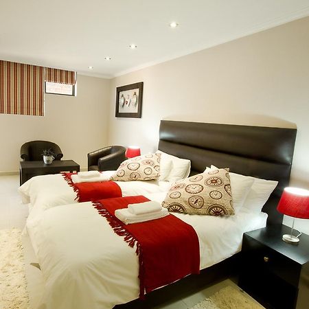 Cavallo Guesthouse Windhoek Exterior photo